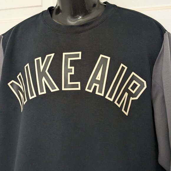NIKE AIR Max Men's Sweatshirt Crewneck Spell Out Chest Logo Sz L Black/Gray - Picture 3 of 10